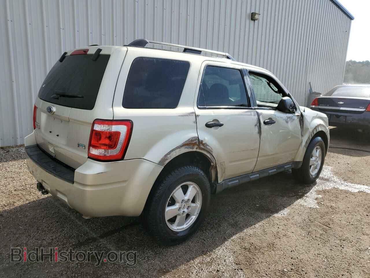 2011 FORD ESCAPE - VIN: 1FMCU0DG3BKB23660 - Фото 3