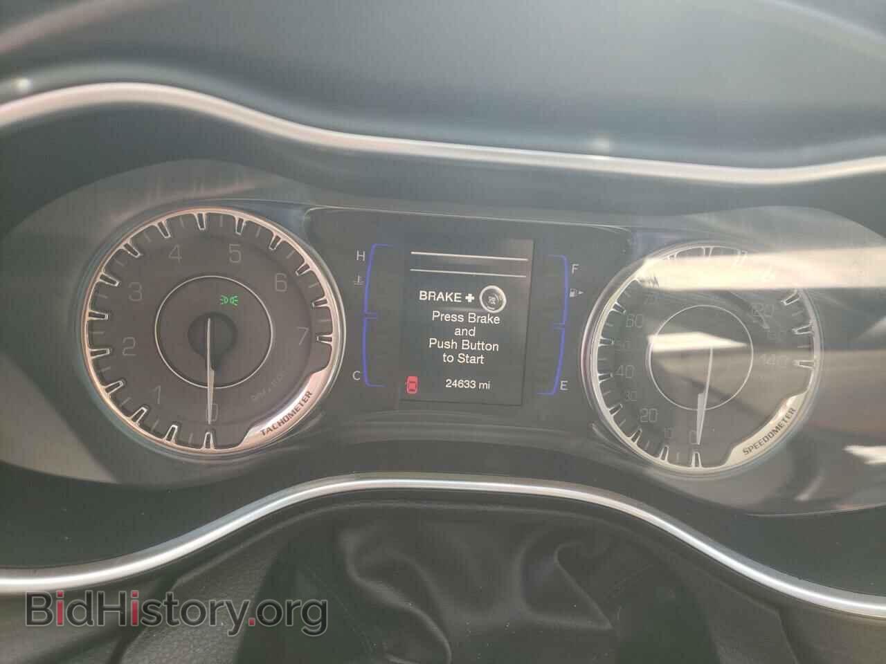 2016 CHRYSLER 200 - VIN: 1C3CCCAB0GN186520 - Фото 9