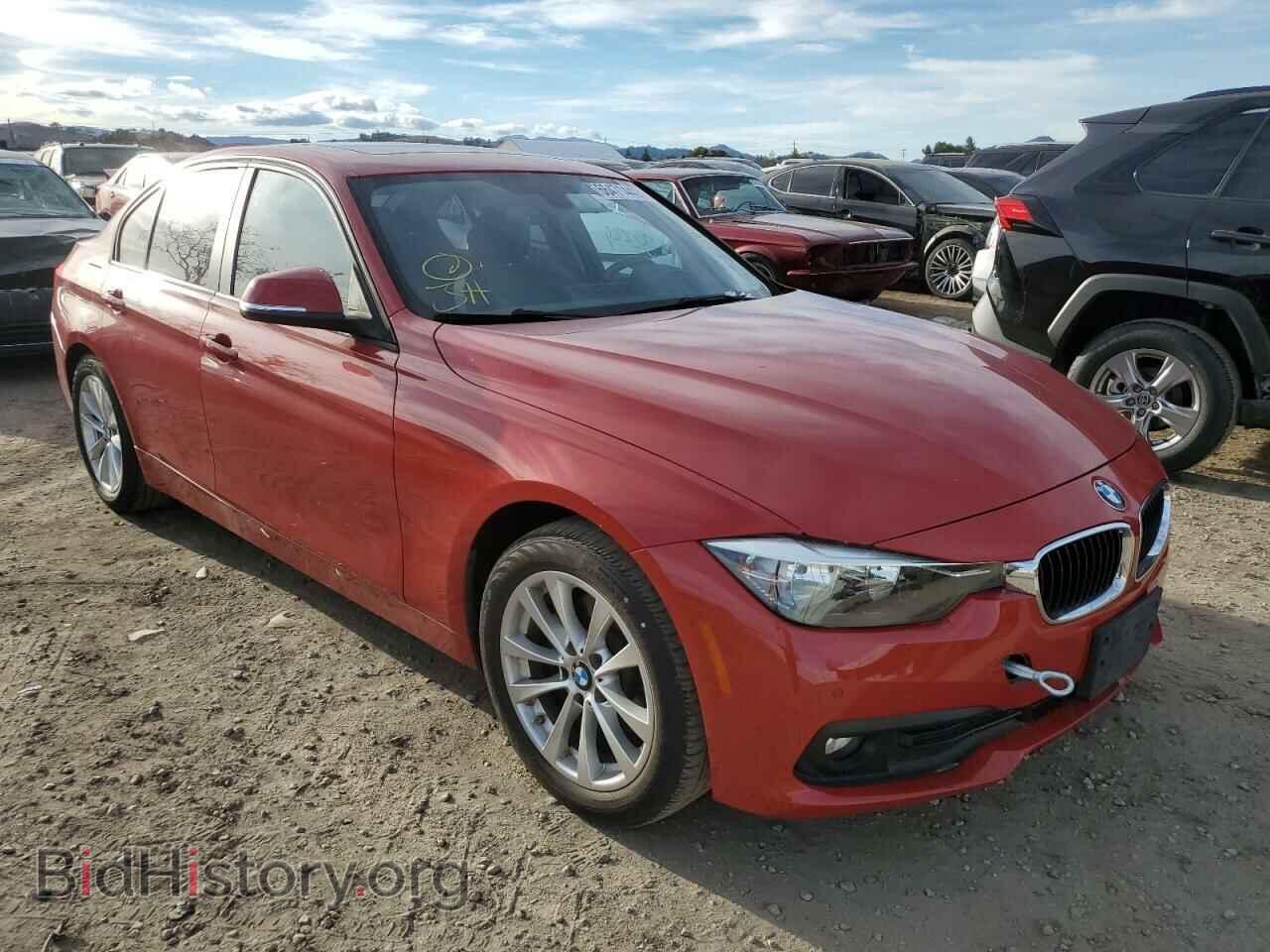 Photo WBA8E1G33HNU15450 - BMW 3 SERIES 2017