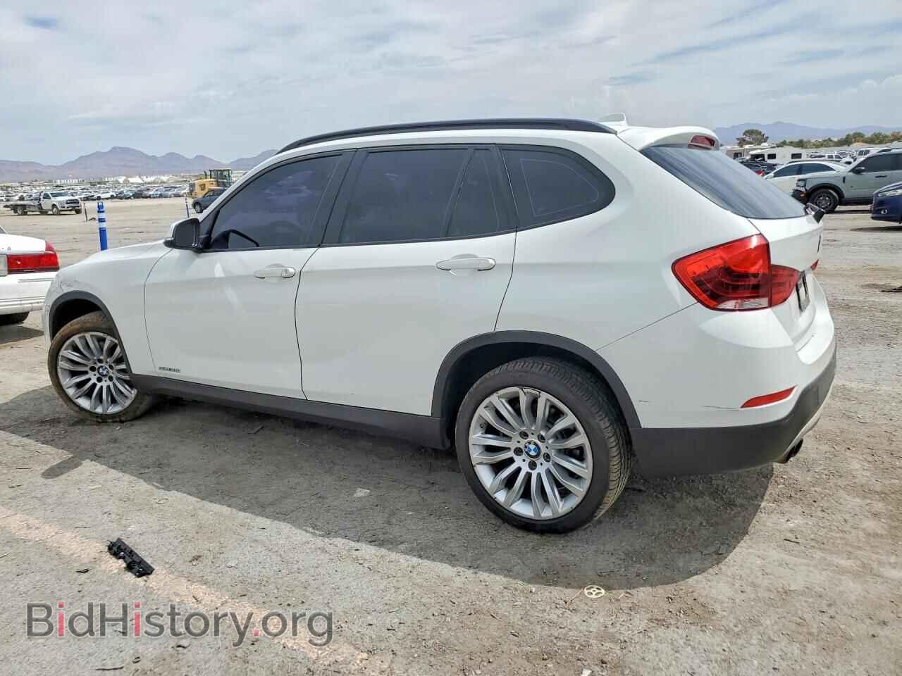 2015 BMW X1 - VIN: WBAVM1C59FV314827 - Photo 2