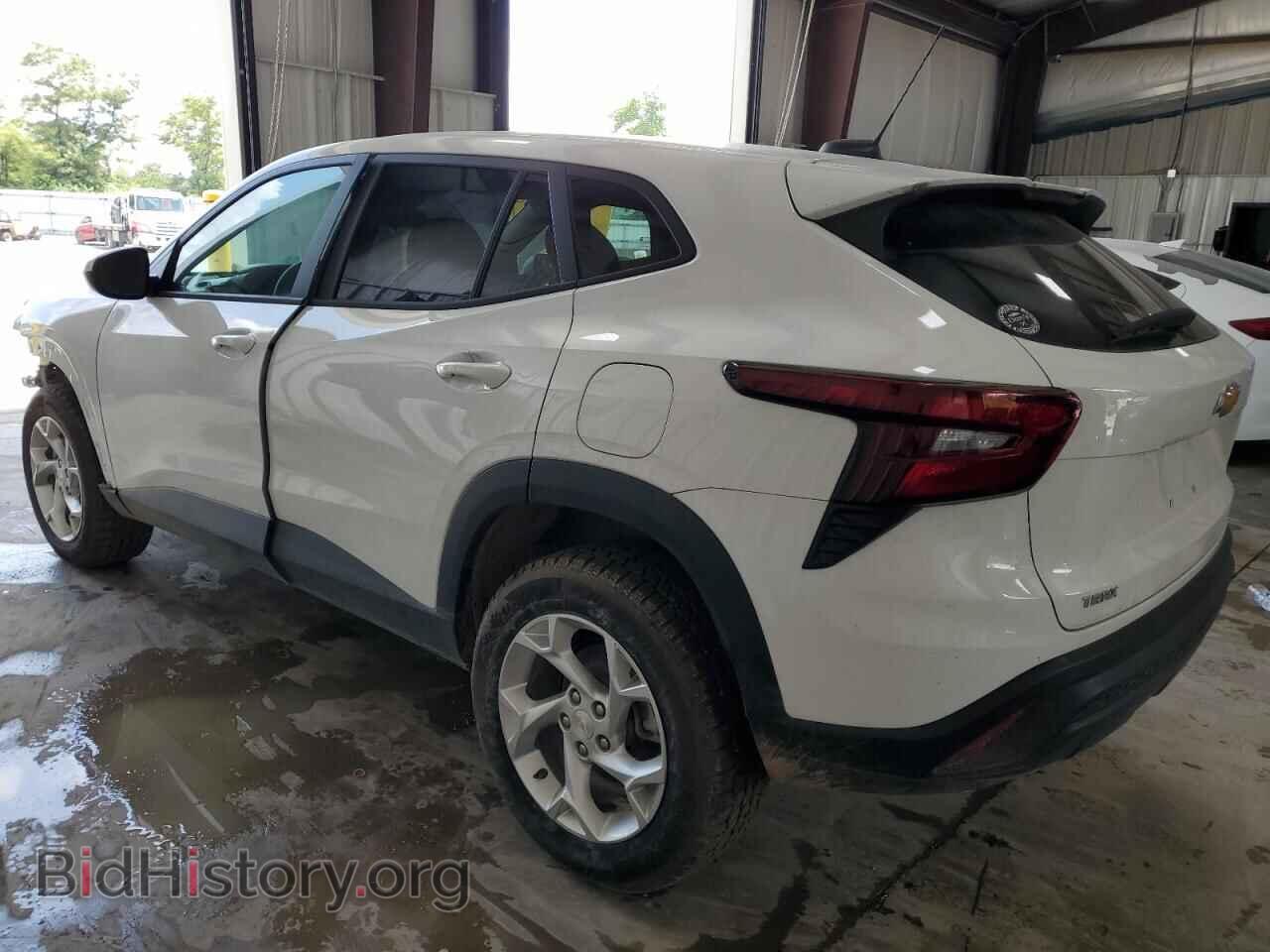 2024 CHEVROLET TRAX - VIN: KL77LFE21RC178933 - Фото 2