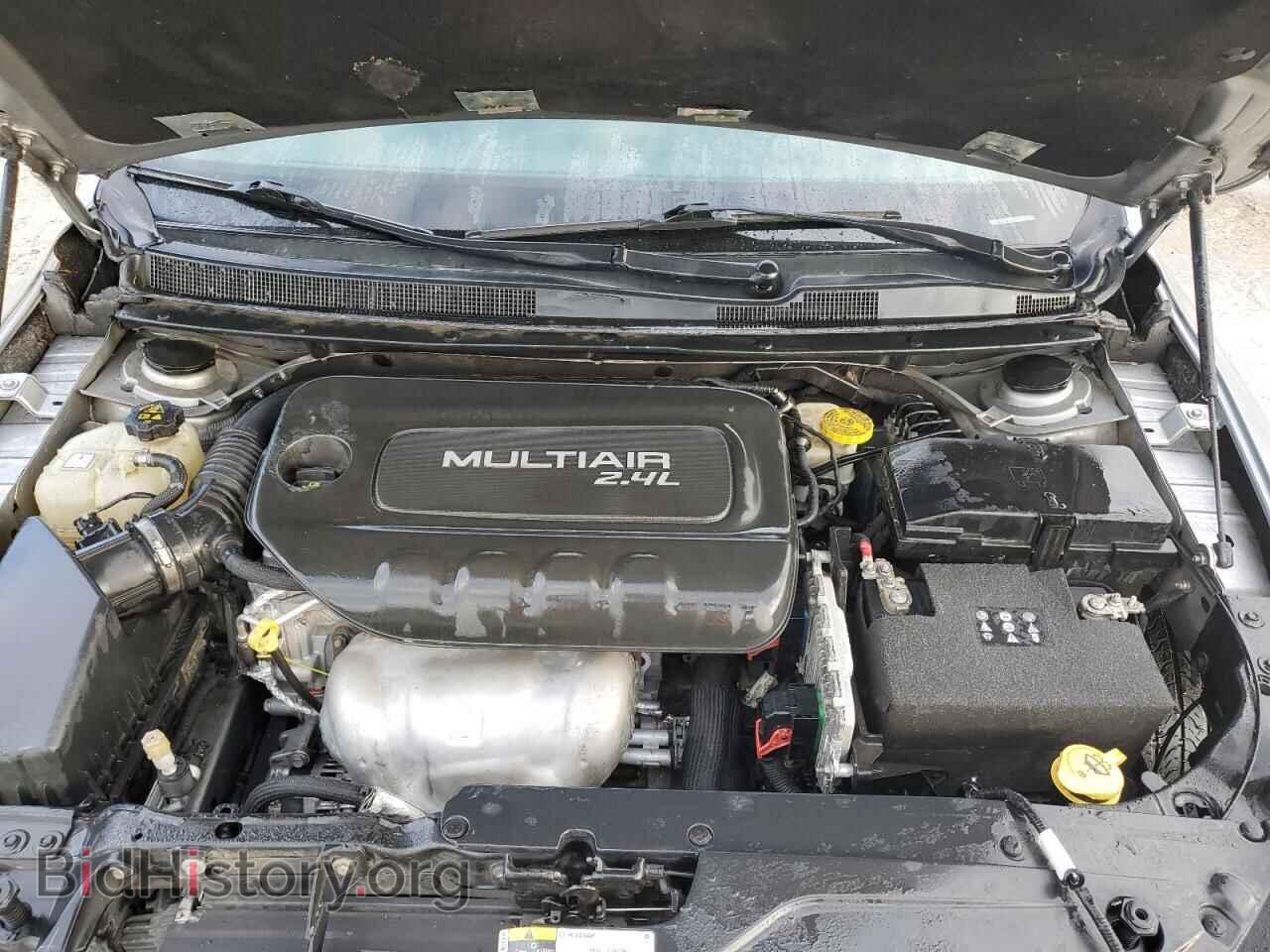 2015 CHRYSLER 200 - VIN: 1C3CCCABXFN690412 - Фото 11