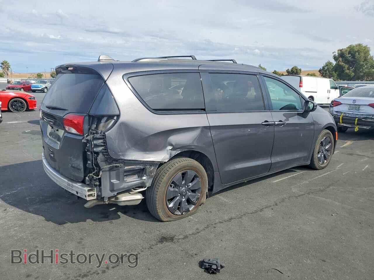 2020 CHRYSLER PACIFICA - VIN: 2C4RC1N74LR230175 - Фото 3