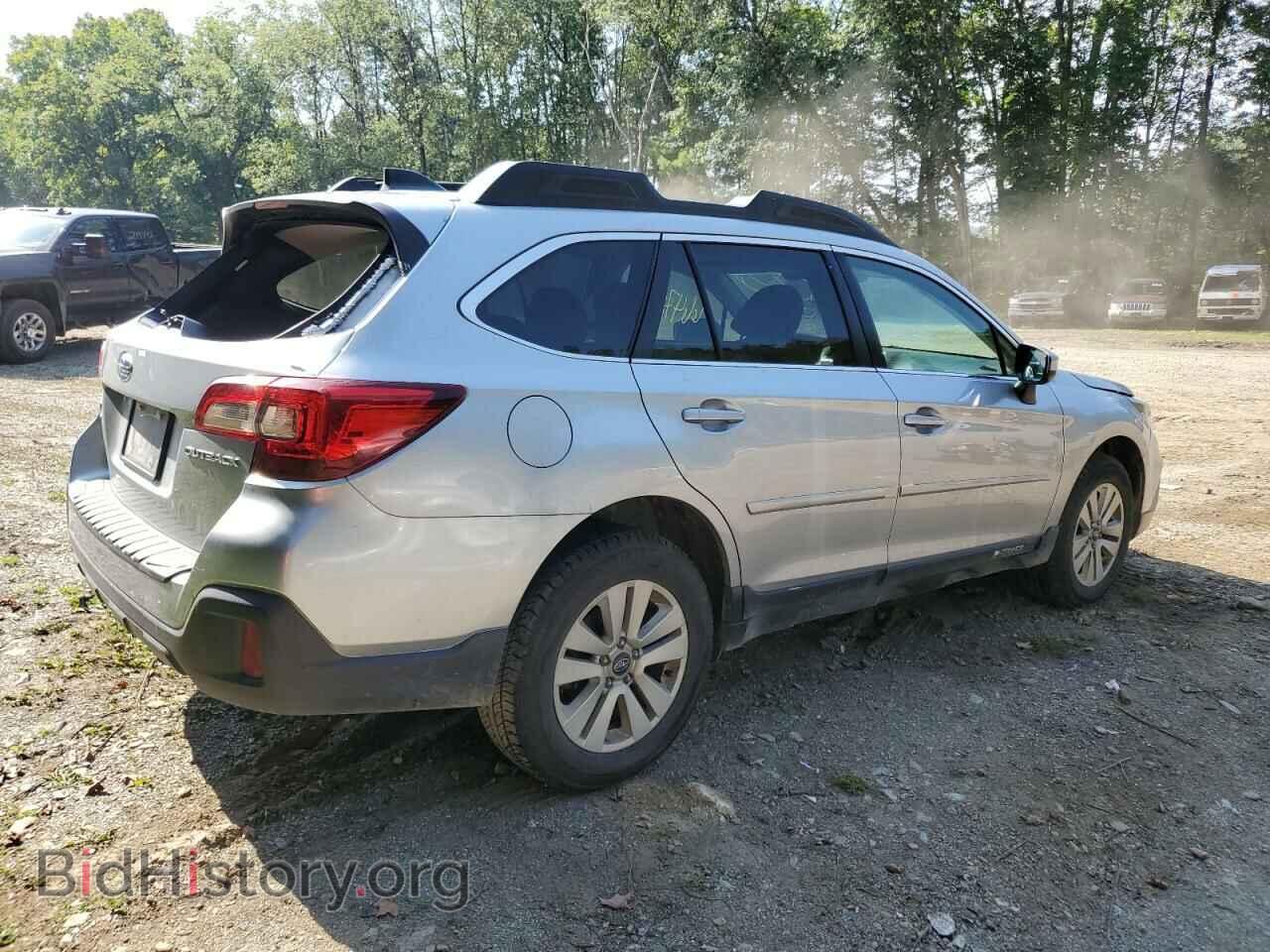 2019 SUBARU OUTBACK - VIN: 4S4BSAFC8K3320593 - Photo 3