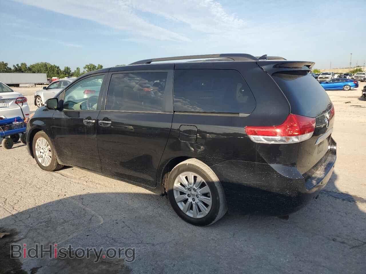 2013 TOYOTA All Models - VIN: 5TDYK3DC8DS402578 - Фото 2