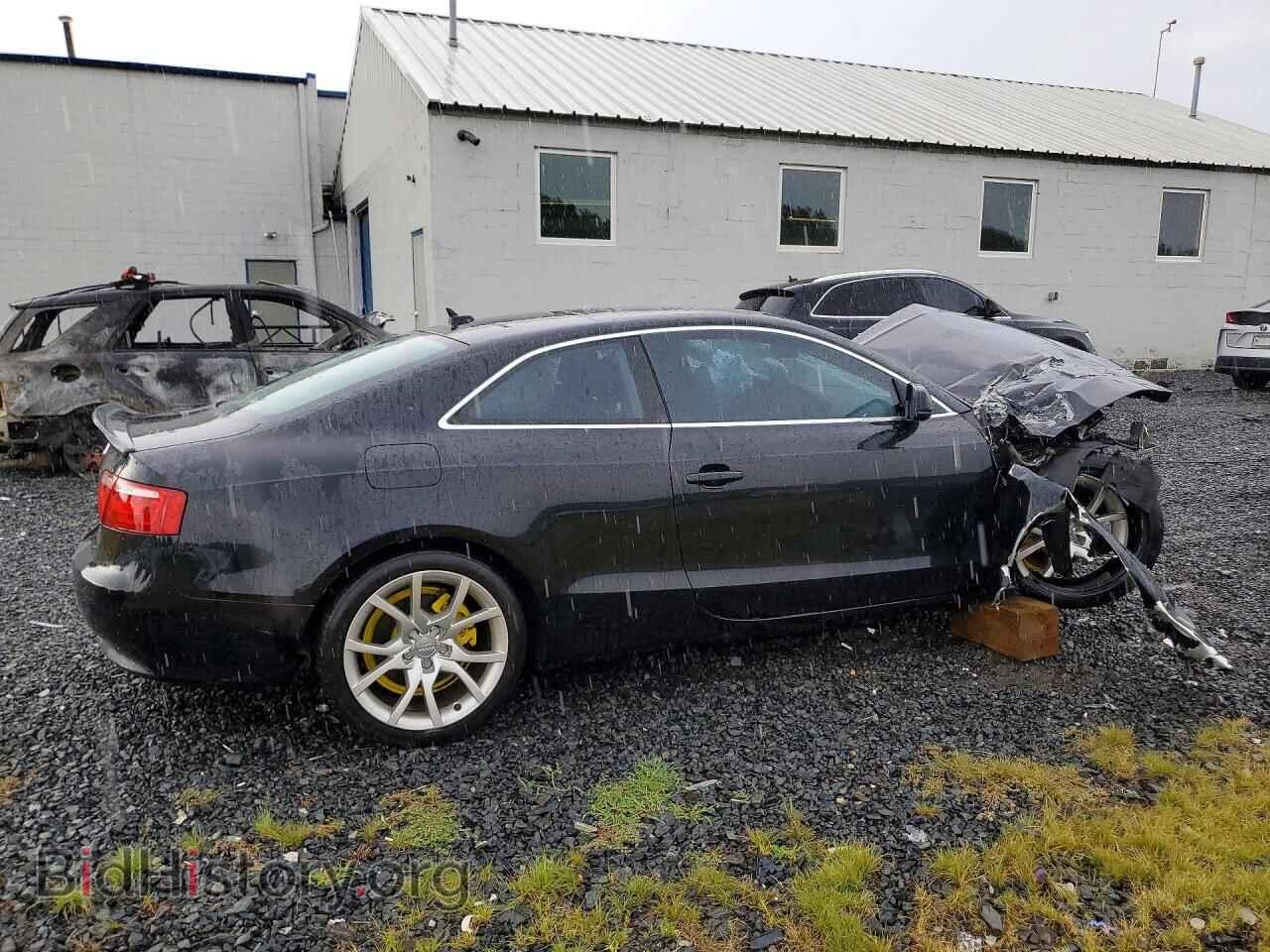2011 AUDI A5 - VIN: WAUCFAFR3BA053213 - Photo 3