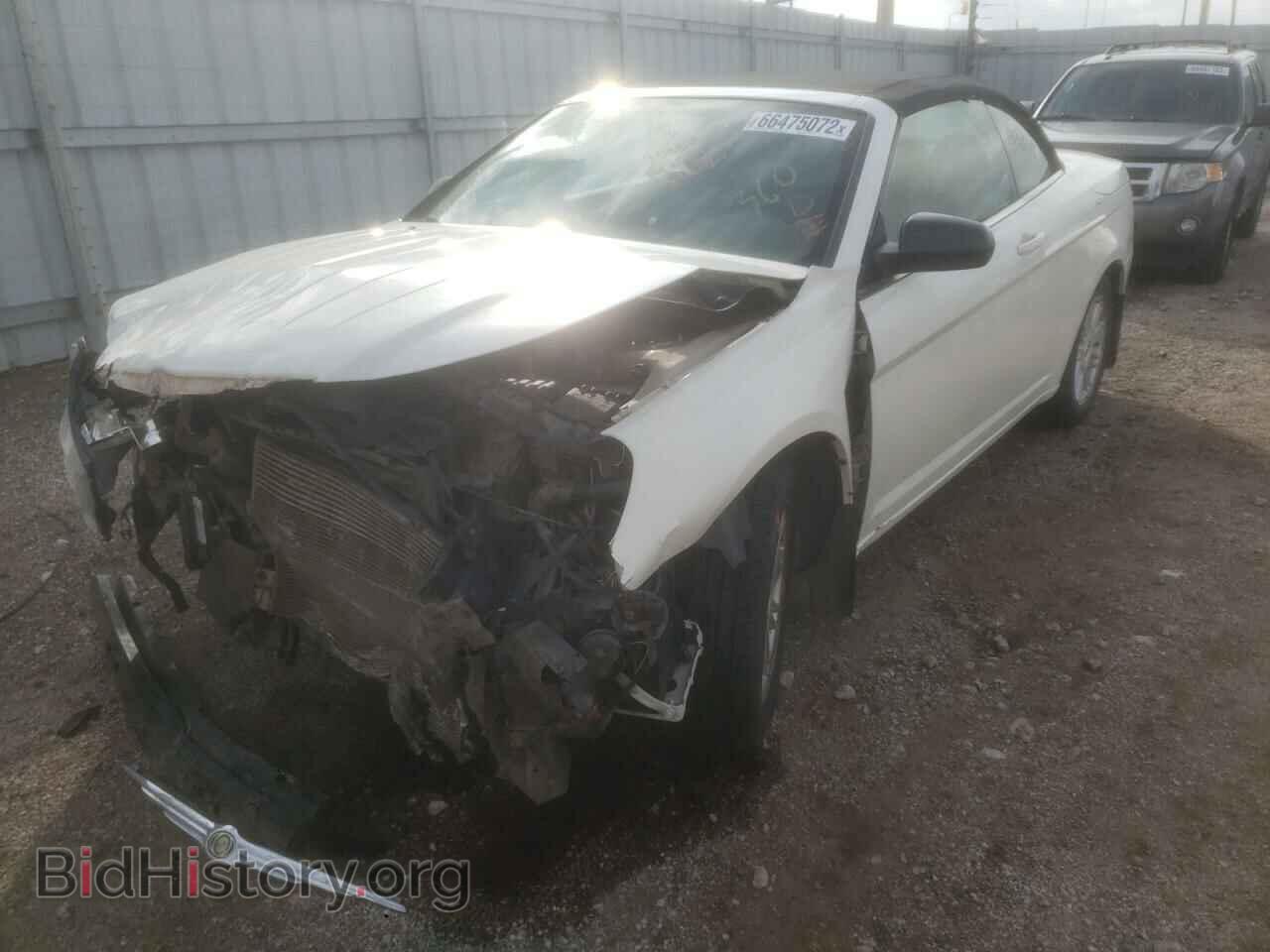 2009 CHRYSLER SEBRING - VIN: 1C3LC45B99N551022 - Фото 2