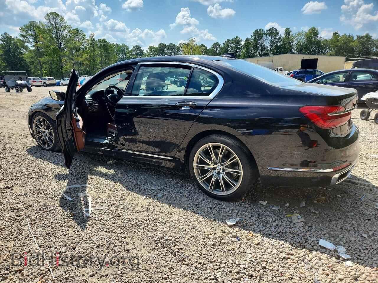2017 BMW 7 SERIES - VIN: WBA7F0C50HGM21379 - Photo 2