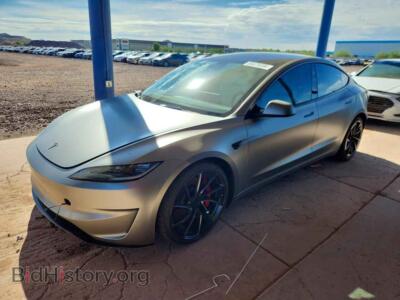 2024 Tesla MODEL 3, серый — VIN 5YJ3E1ET3RF831739, Copart