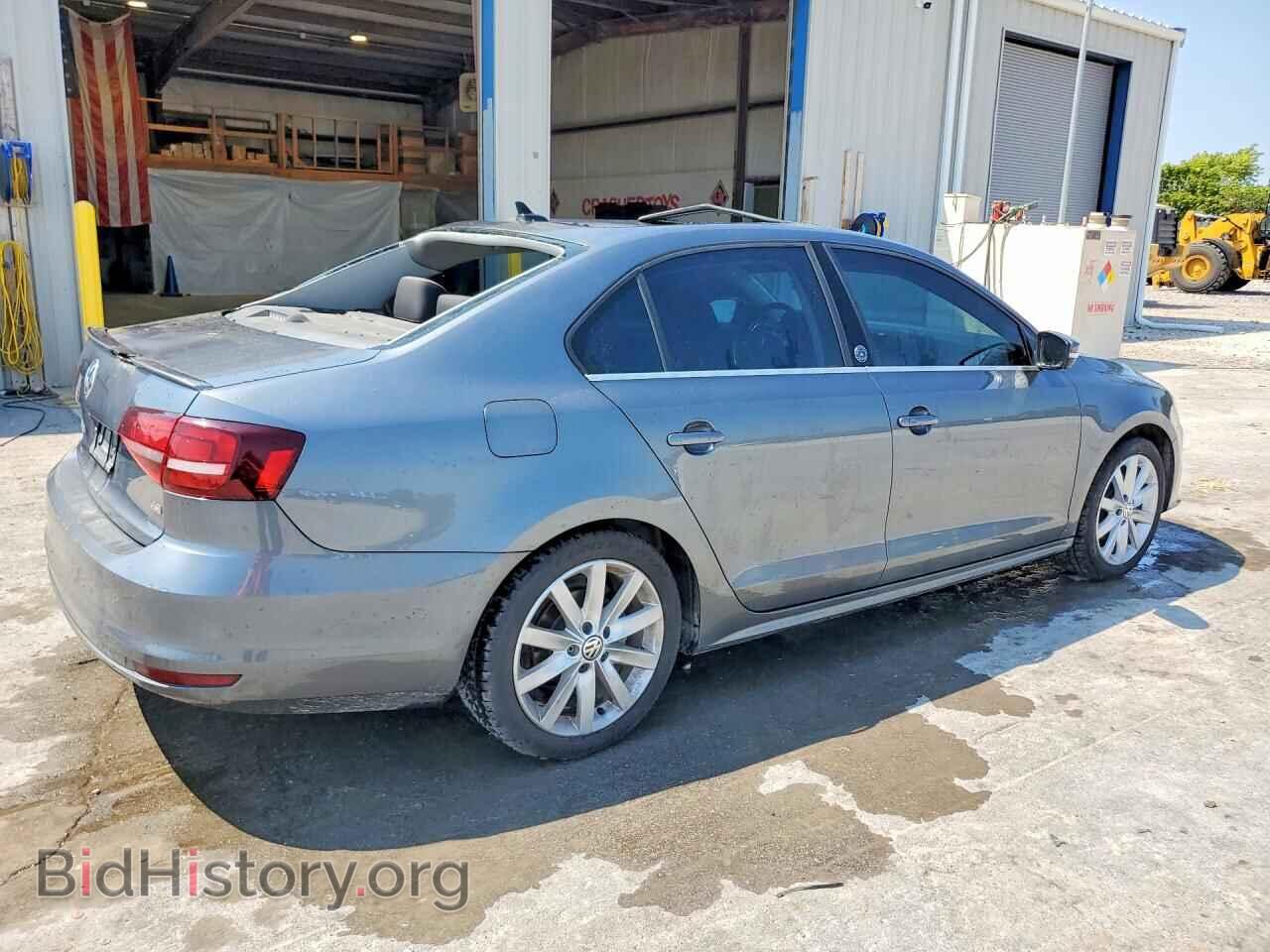 2017 VOLKSWAGEN JETTA - VIN: 3VWDB7AJ4HM323761 - Фото 3