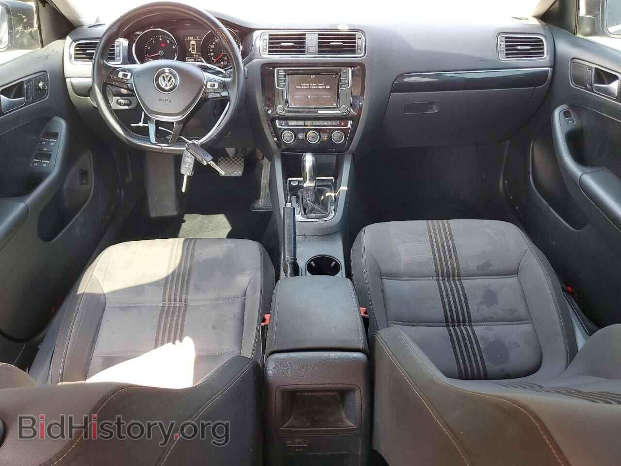 2017 VOLKSWAGEN JETTA - VIN: 3VWDB7AJ4HM323761 - Фото 8