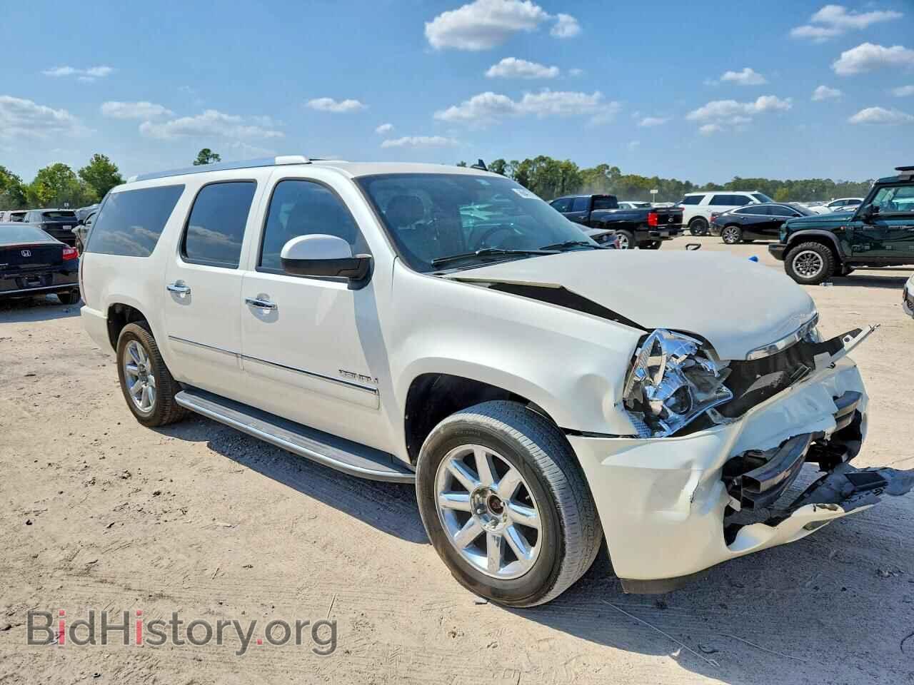 2011 GMC YUKON - VIN: 1GKS2MEF8BR167698 - Photo 4