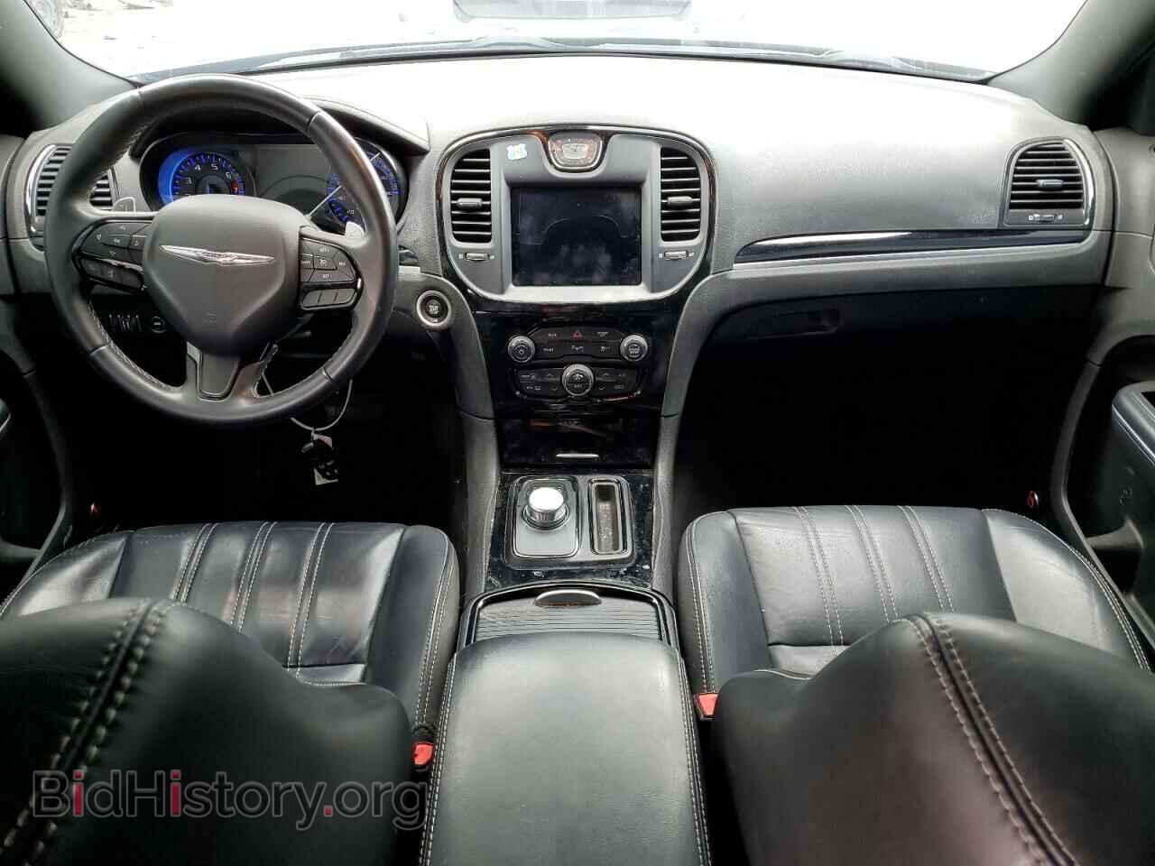 2017 CHRYSLER 300 - VIN: 2C3CCAGG7HH585880 - Photo 8