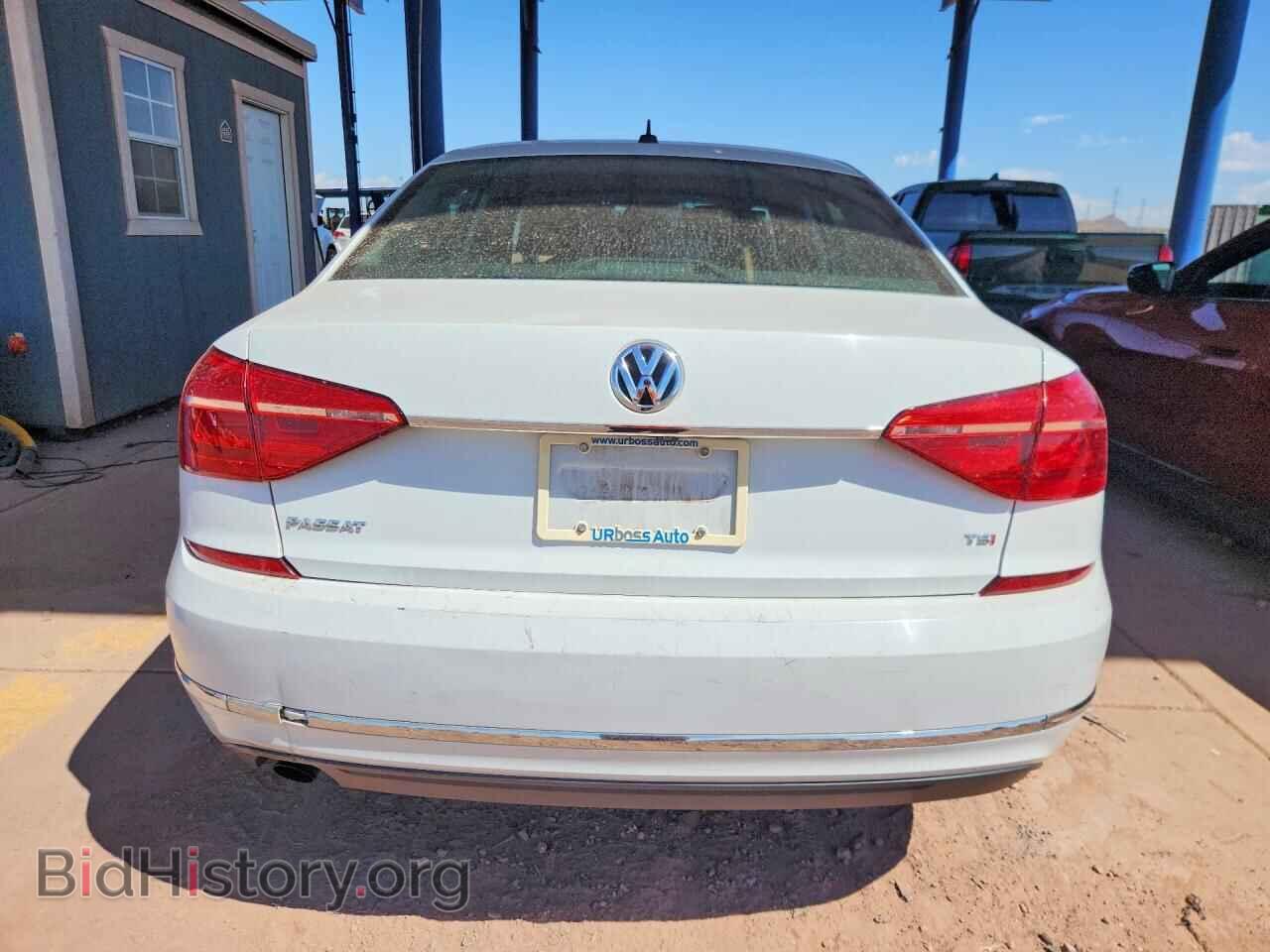 2016 VOLKSWAGEN PASSAT - VIN: 1VWAT7A30GC024110 - Фото 6