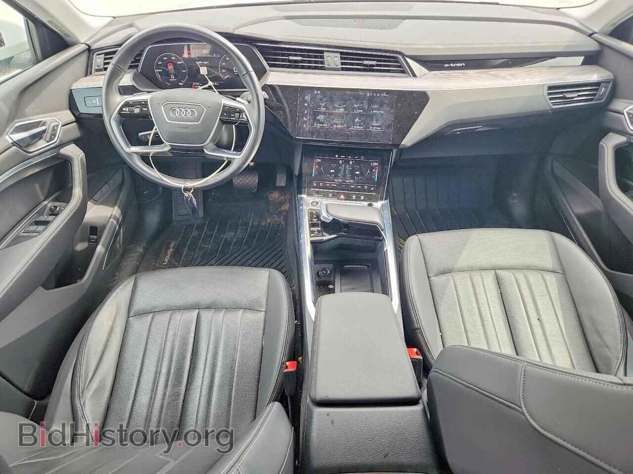 2022 AUDI E-TRON - VIN: WA1LAAGE8NB042262 - Photo 8
