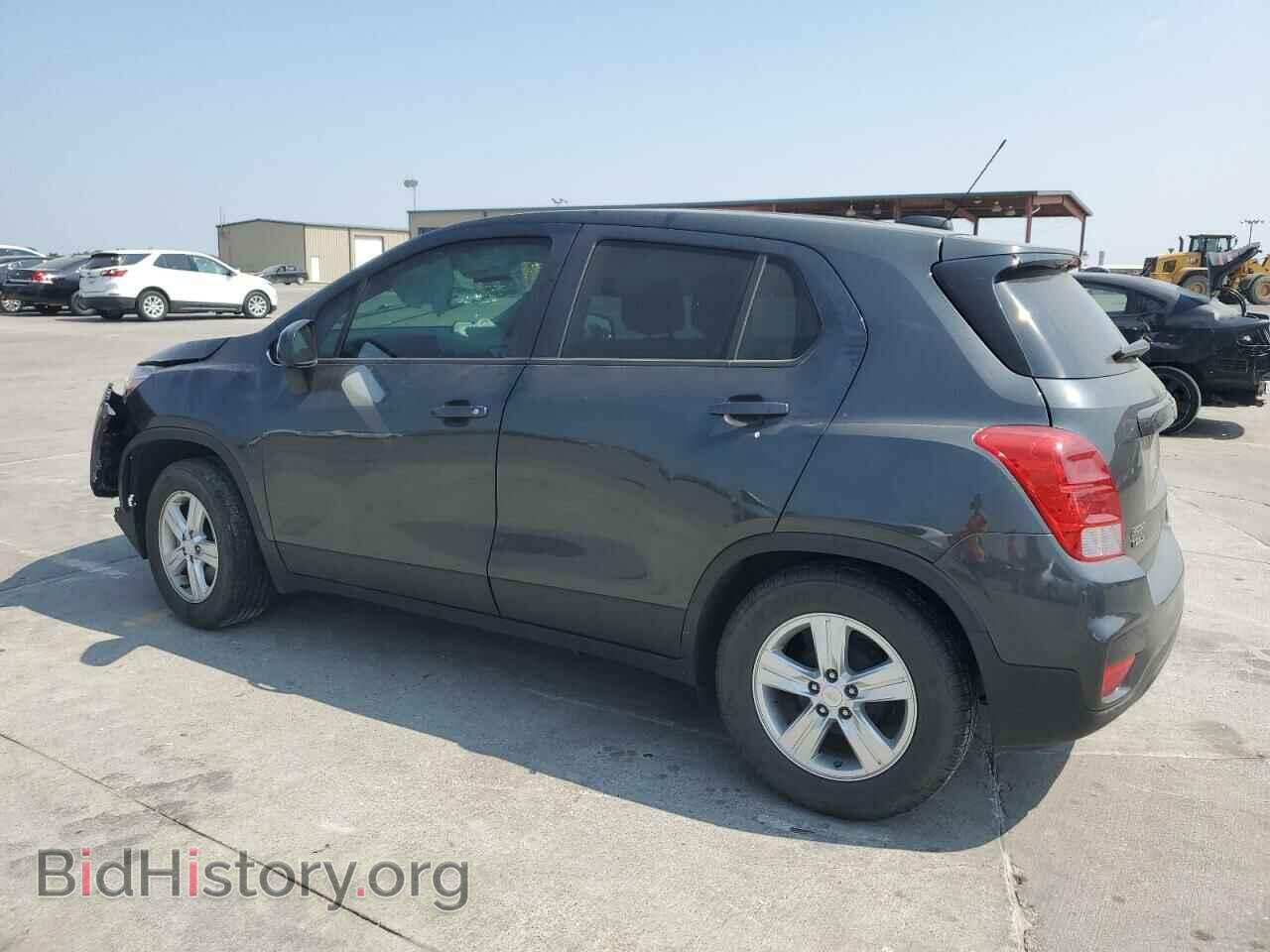 2020 CHEVROLET TRAX - VIN: 3GNCJKSBXLL217395 - Фото 2