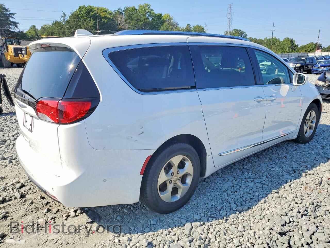 2017 CHRYSLER PACIFICA - VIN: 2C4RC1EG3HR636021 - Photo 3