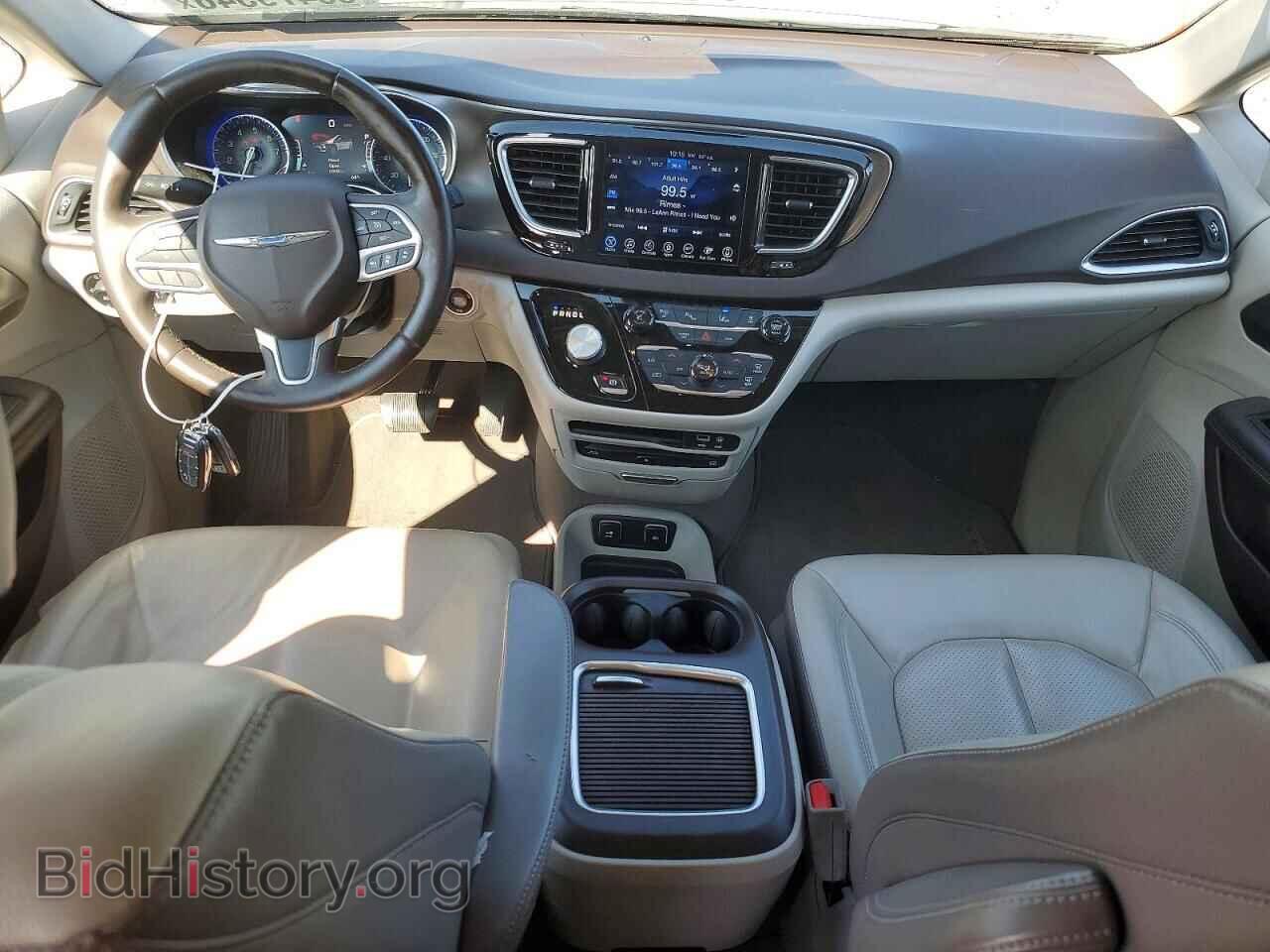 2017 CHRYSLER PACIFICA - VIN: 2C4RC1EG3HR636021 - Photo 8