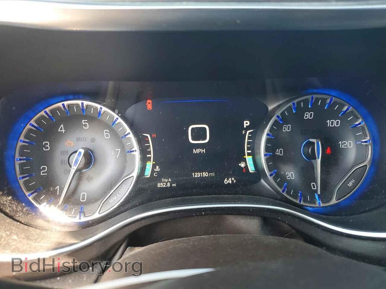 2017 CHRYSLER PACIFICA - VIN: 2C4RC1EG3HR636021 - Photo 9
