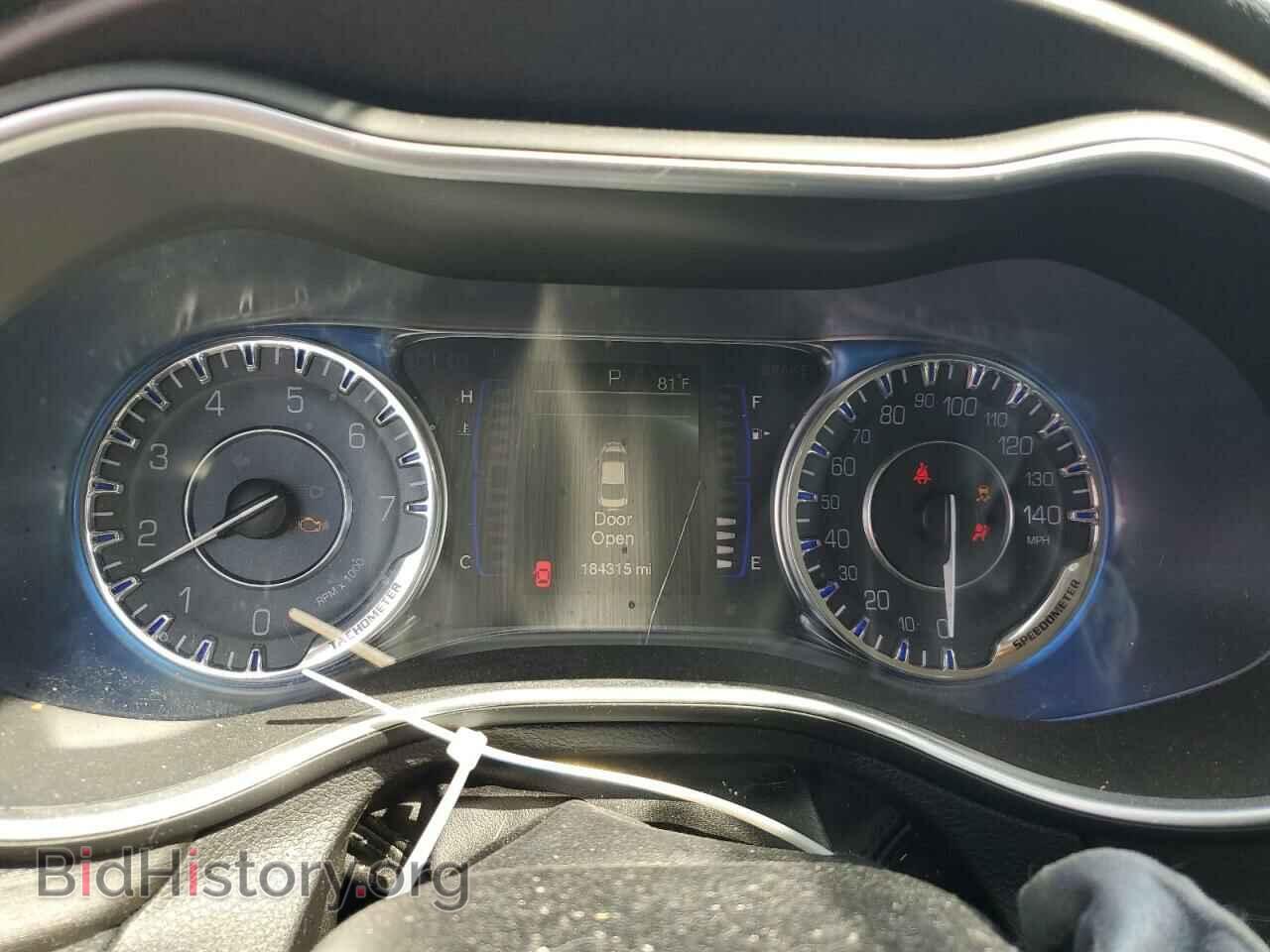 2016 CHRYSLER 200 - VIN: 1C3CCCFB8GN195796 - Фото 9