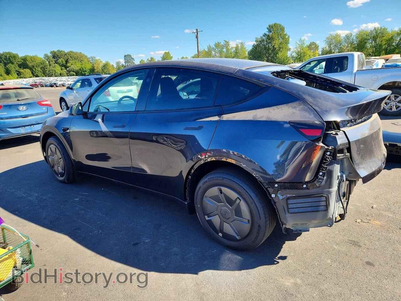 2026 TESLA MODEL Y - VIN: 7SAYGDED5TA606868 - Фото 2