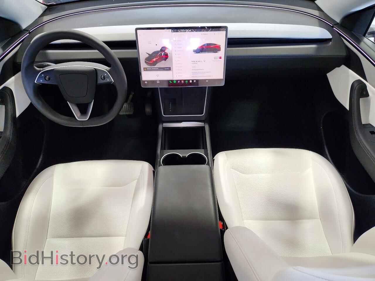 2026 TESLA MODEL Y - VIN: 7SAYGDED2TA582867 - Photo 8