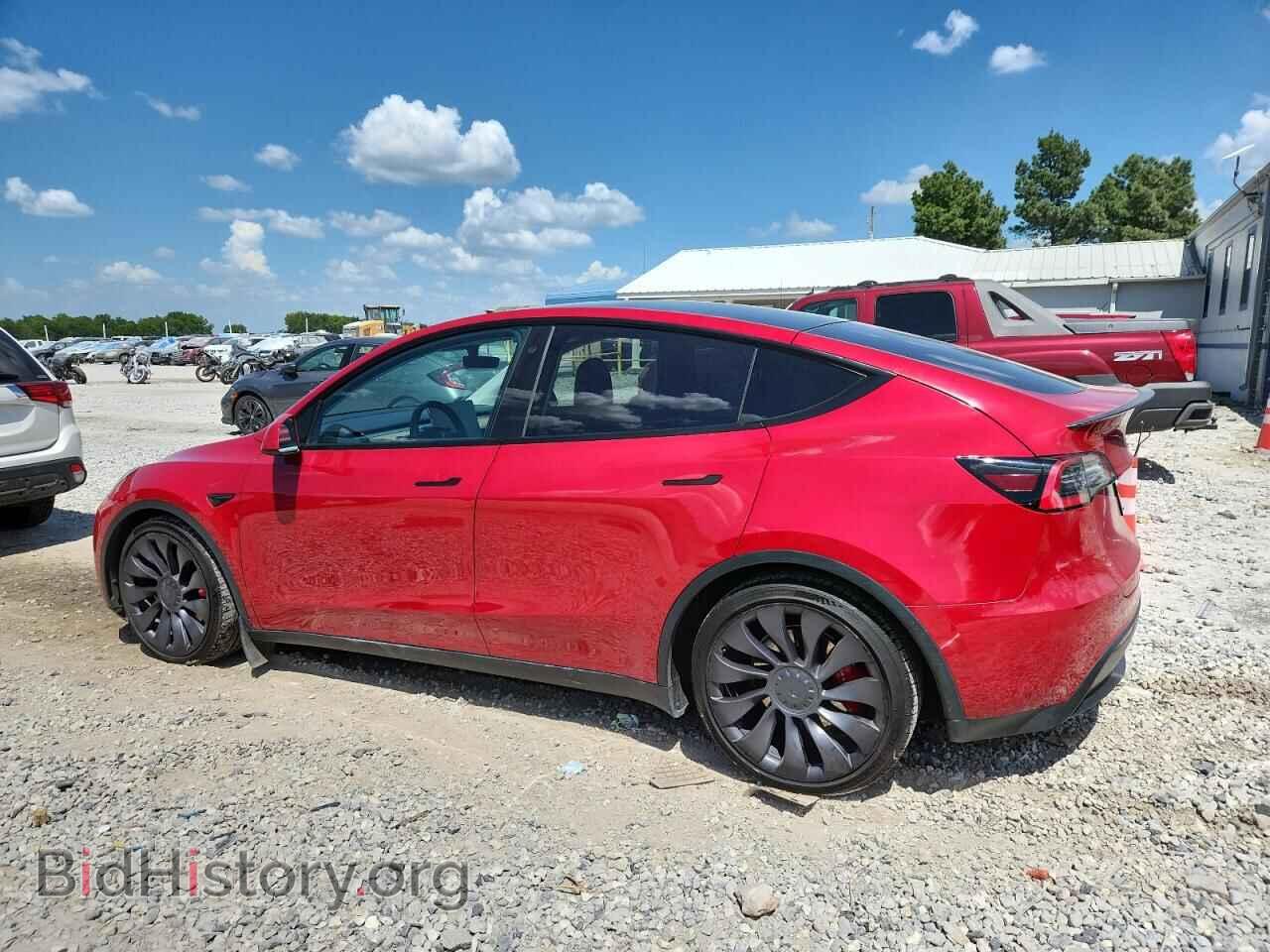2021 TESLA MODEL Y - VIN: 5YJYGDEFXMF070311 - Фото 2