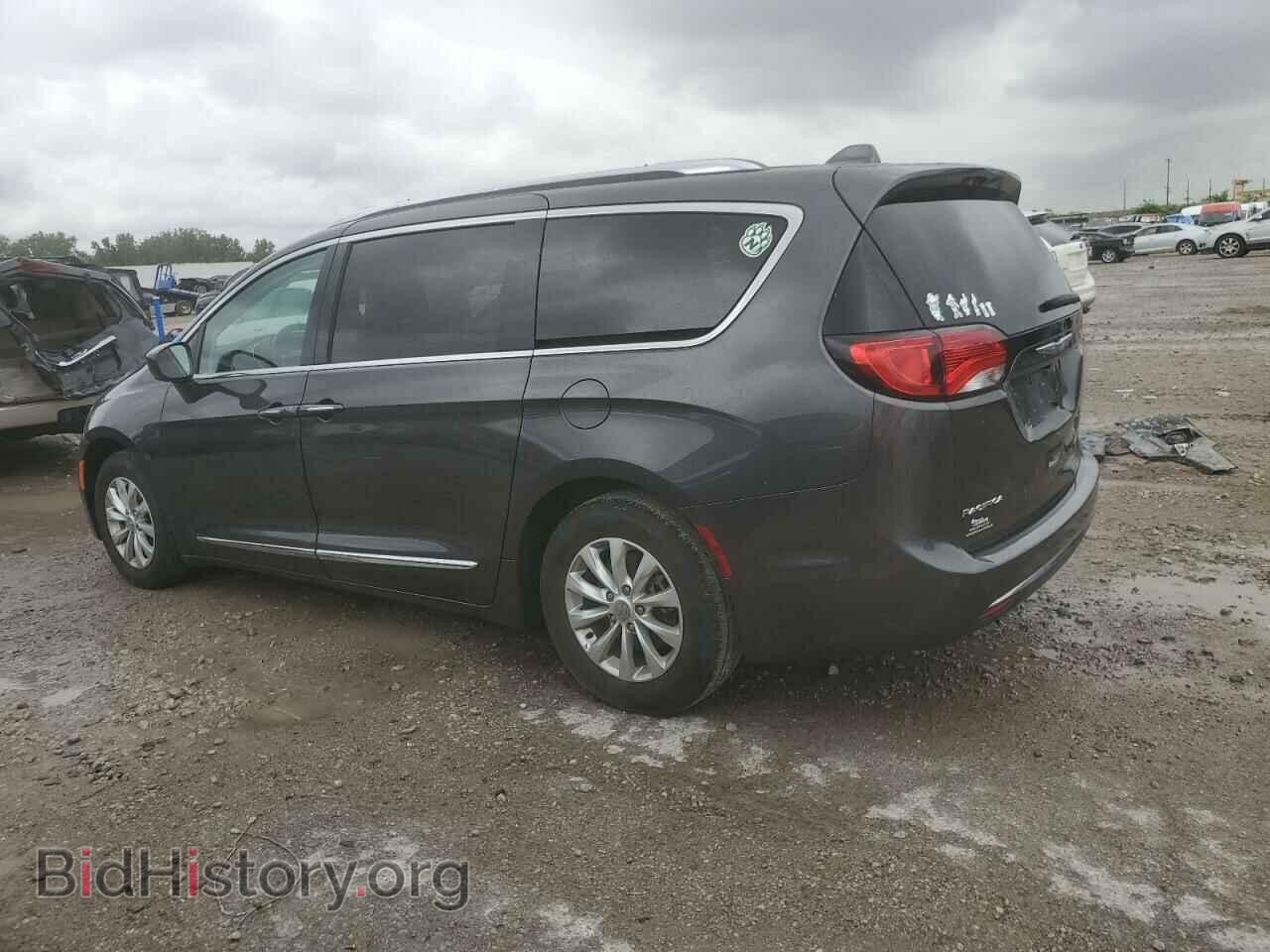 2018 CHRYSLER PACIFICA - VIN: 2C4RC1EG7JR113929 - Фото 2