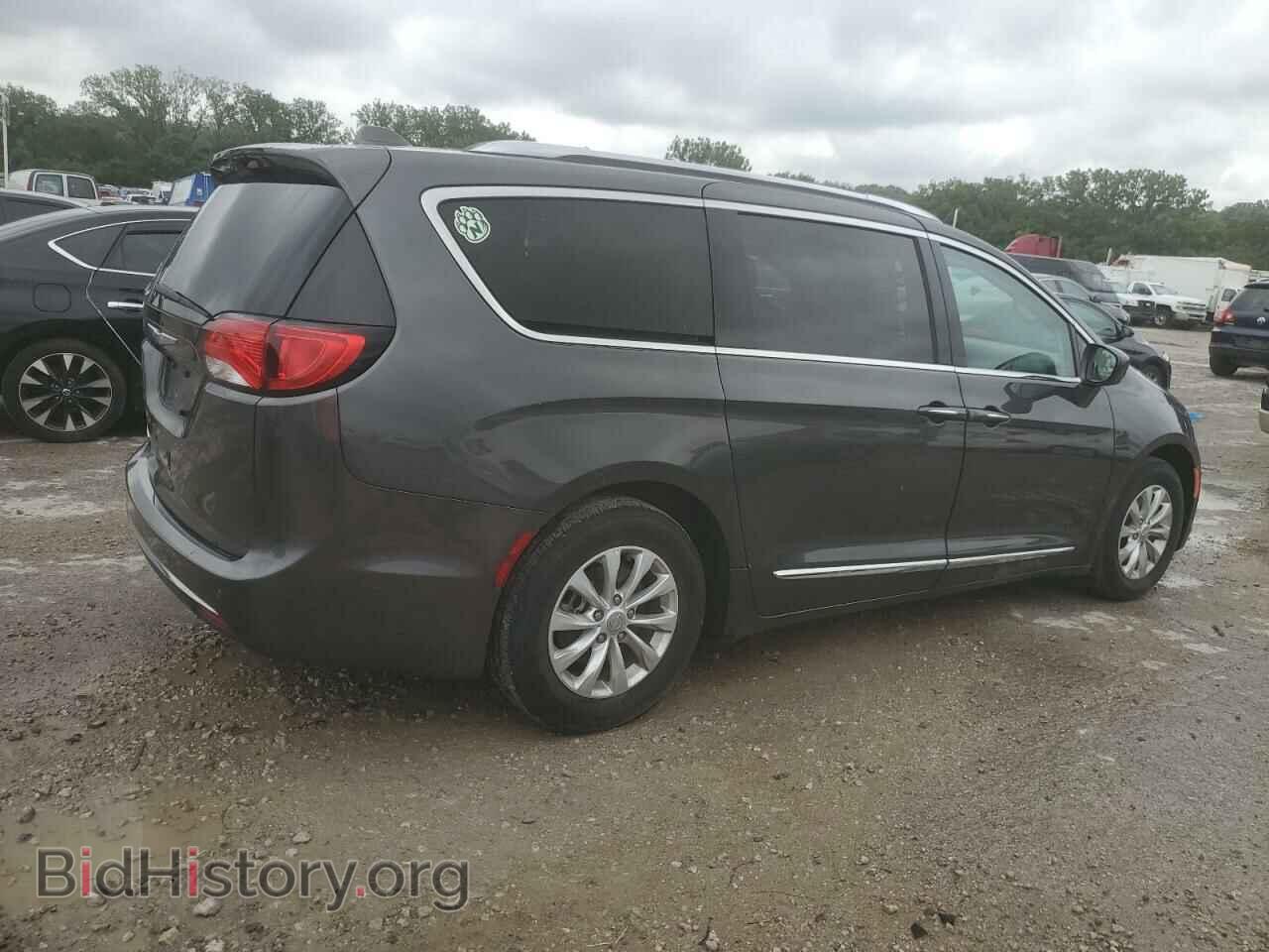 2018 CHRYSLER PACIFICA - VIN: 2C4RC1EG7JR113929 - Фото 3