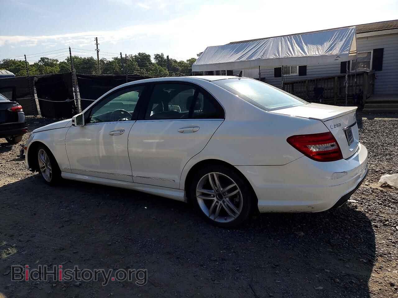 2014 MERCEDES-BENZ C-CLASS - VIN: WDDGF4HB2EA963922 - Photo 2