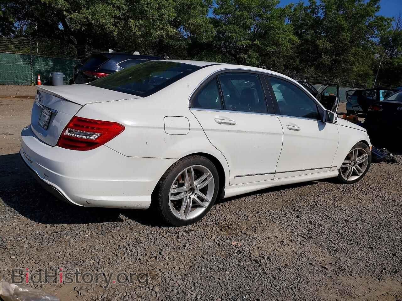 2014 MERCEDES-BENZ C-CLASS - VIN: WDDGF4HB2EA963922 - Photo 3