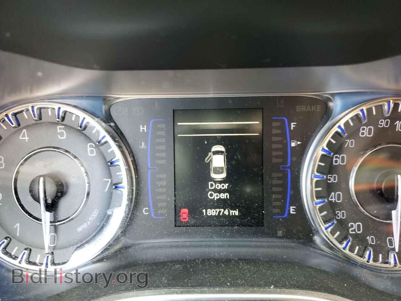 2015 CHRYSLER 200 - VIN: 1C3CCCABXFN608548 - Фото 8