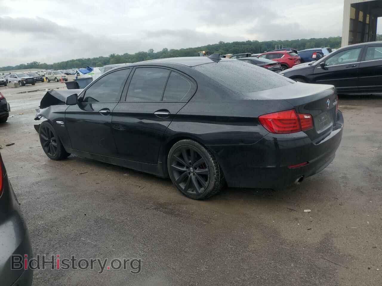 2011 BMW 5 SERIES - VIN: WBAFU7C53BDU54332 - Фото 2