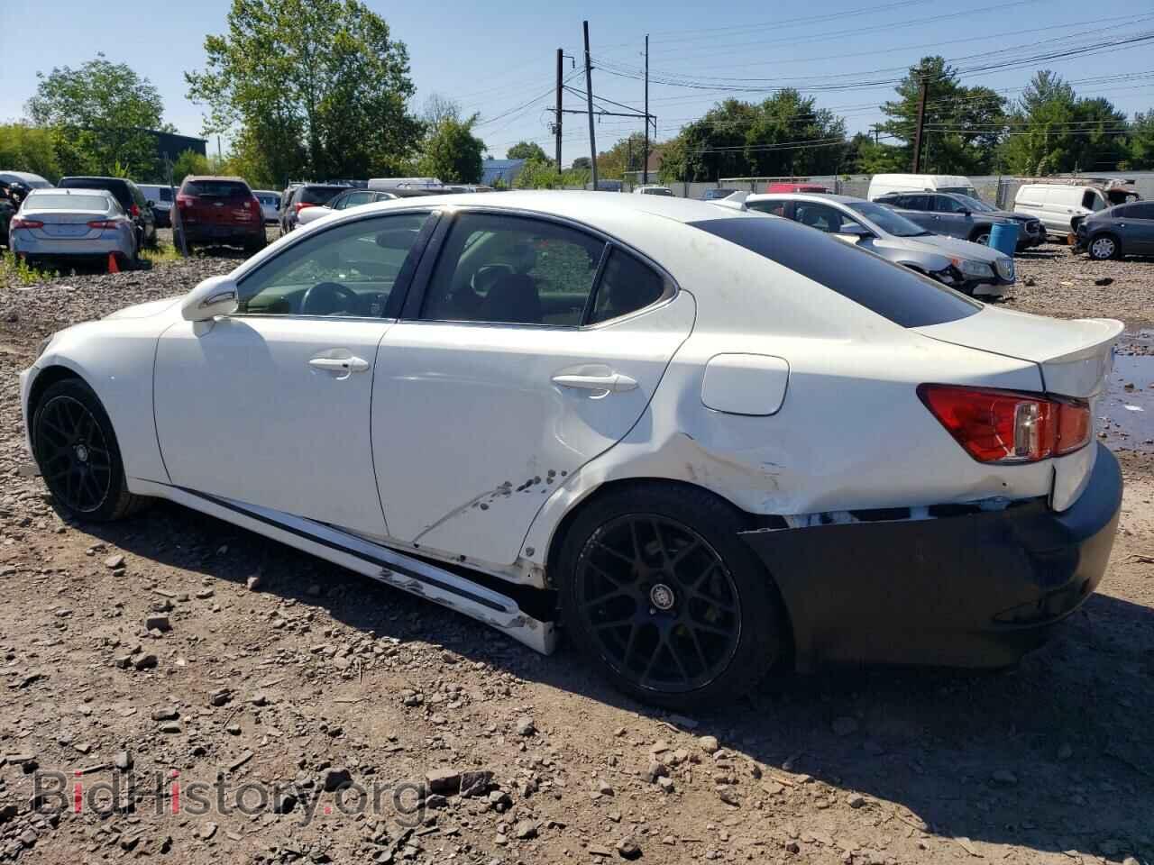 2011 LEXUS IS - VIN: JTHBF5C22B5155414 - Фото 2