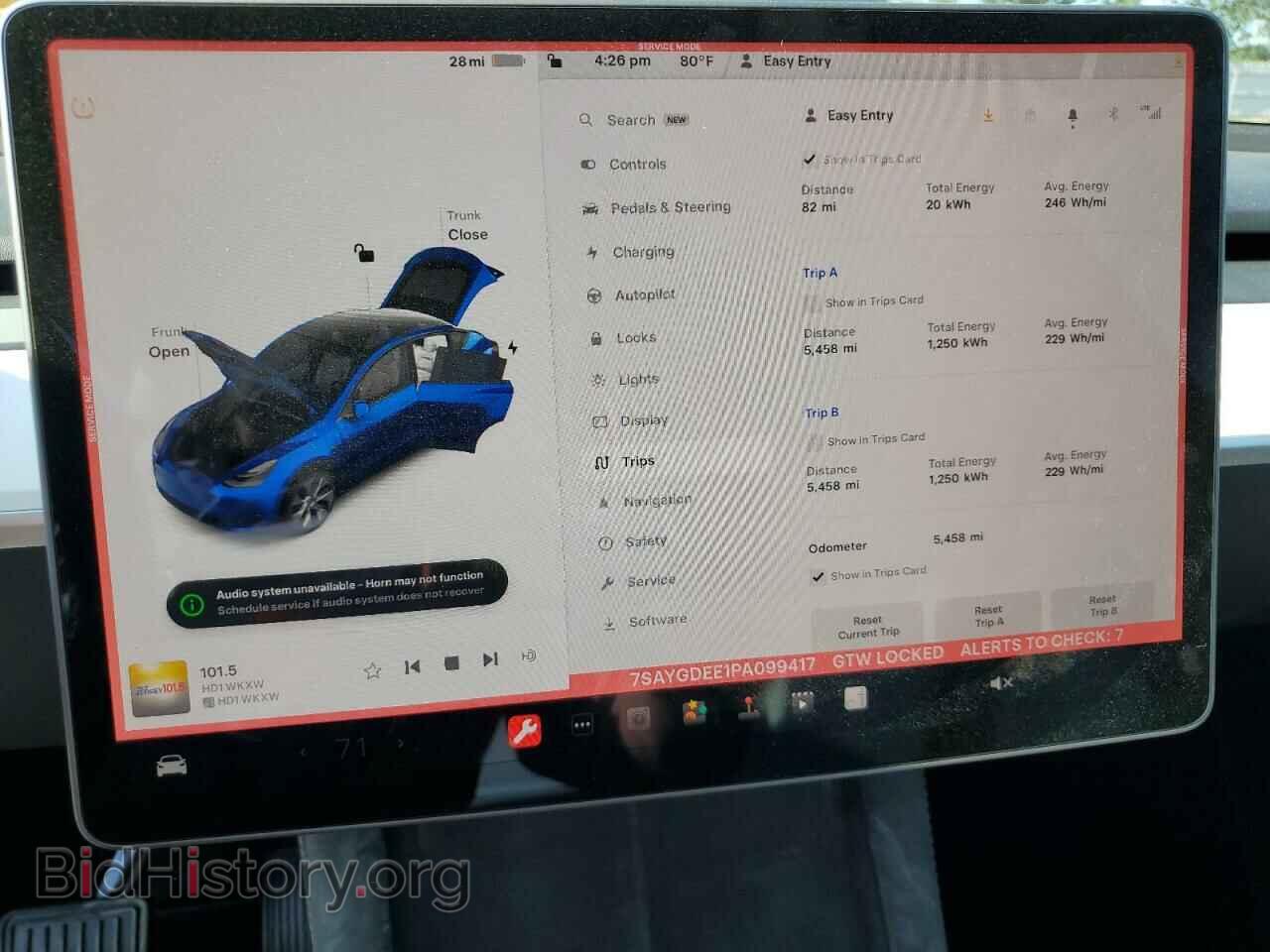 2023 TESLA MODEL Y - VIN: 7SAYGDEE1PA099417 - Photo 9