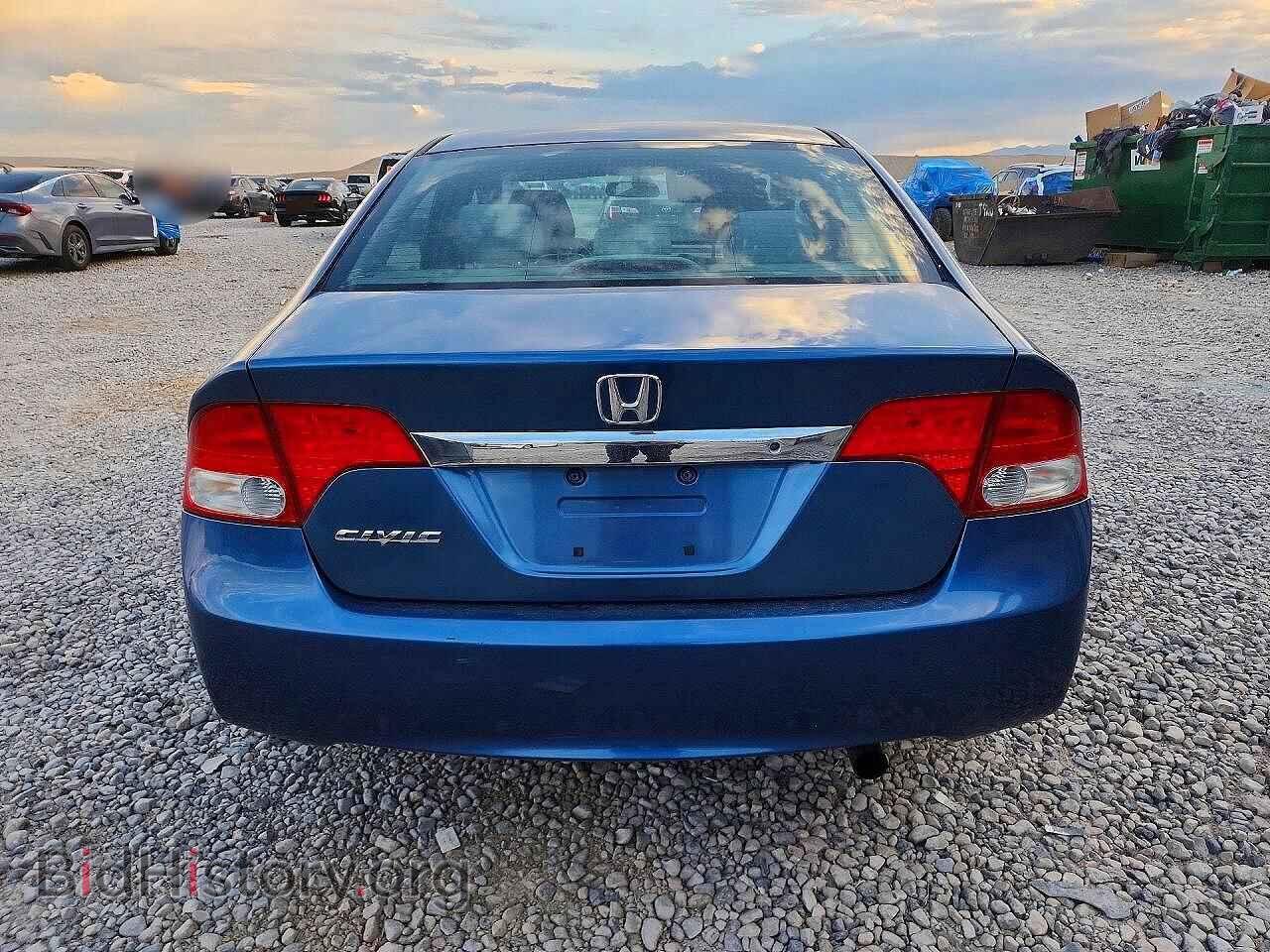 2010 HONDA CIVIC - VIN: 2HGFA1F51AH540956 - Фото 6