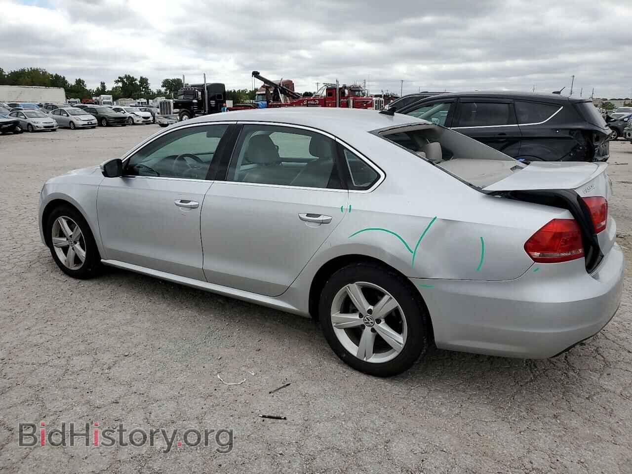 2013 VOLKSWAGEN PASSAT - VIN: 1VWBP7A32DC047554 - Фото 2