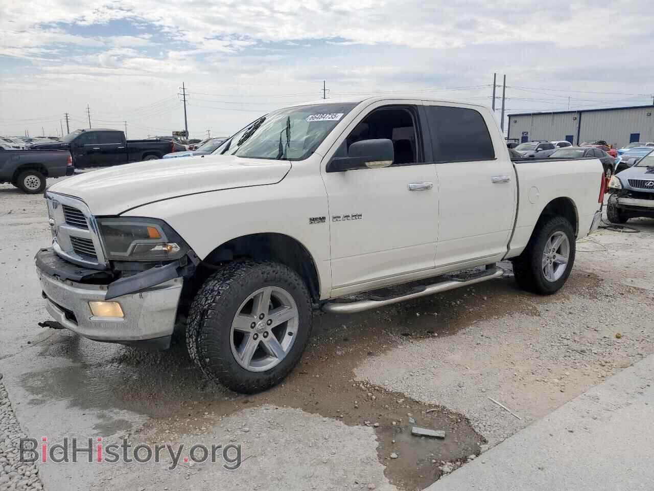 Photo 1D3HV13T49S703125 - DODGE All Models 2009