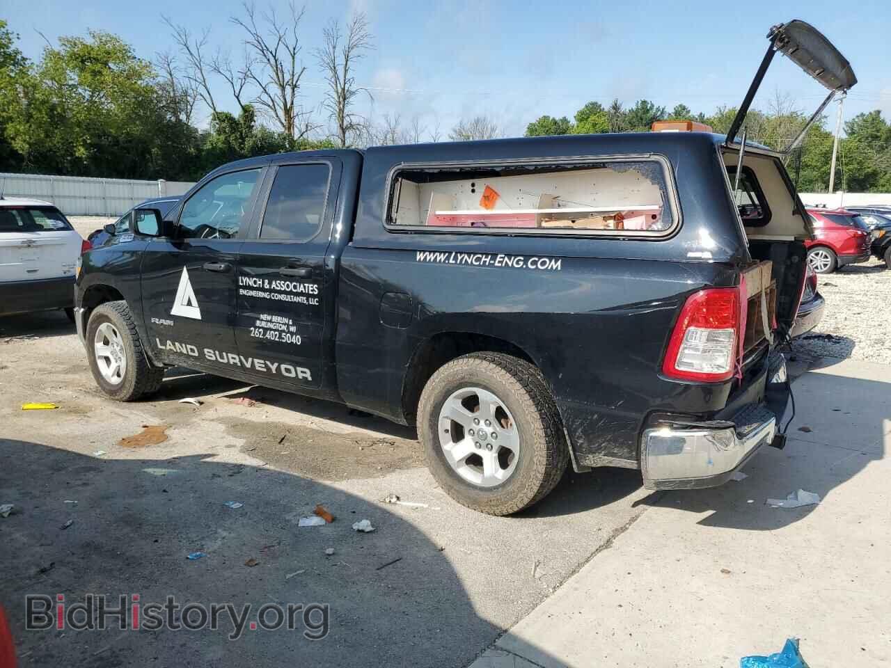 2019 RAM 1500 - VIN: 1C6RRFCG0KN676597 - Фото 2