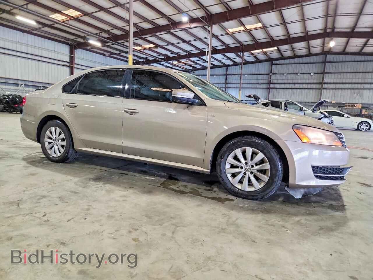 2015 VOLKSWAGEN PASSAT - VIN: 1VWAT7A38FC016920 - Фото 4