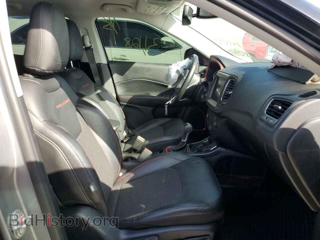 2019 JEEP COMPASS - VIN: 3C4NJDDB7KT651332 - Фото 5