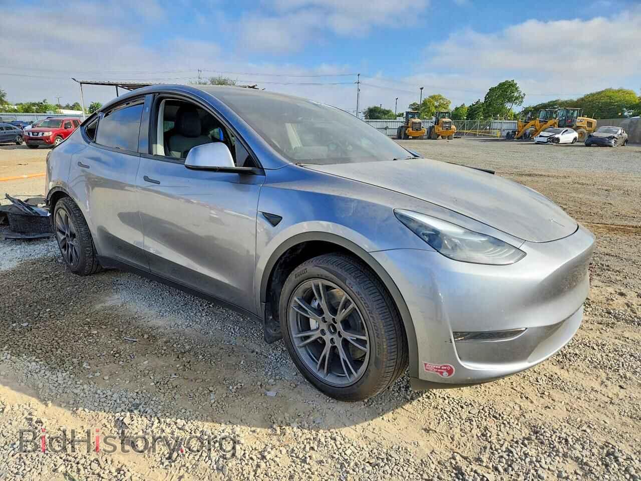 2024 TESLA MODEL Y - VIN: 7SAYGDED4RA320020 - Photo 4