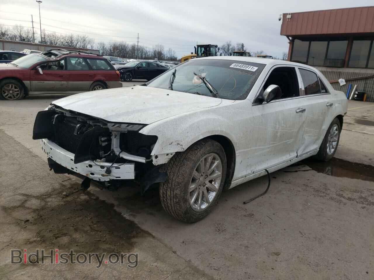 2012 CHRYSLER 300 - VIN: 2C3CCACG5CH248607 - Фото 2