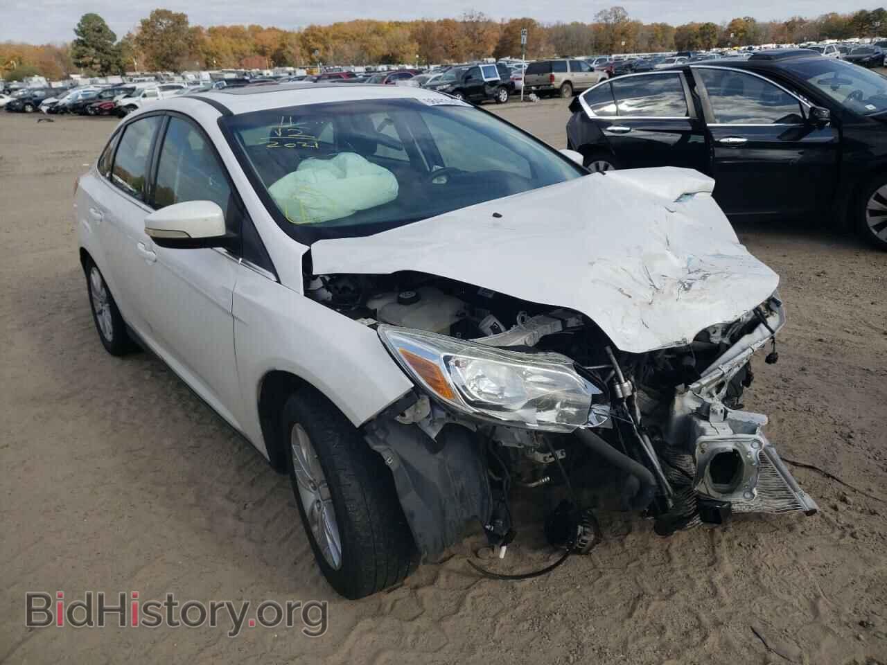 Photo 1FAHP3H26CL357181 - FORD FOCUS 2012