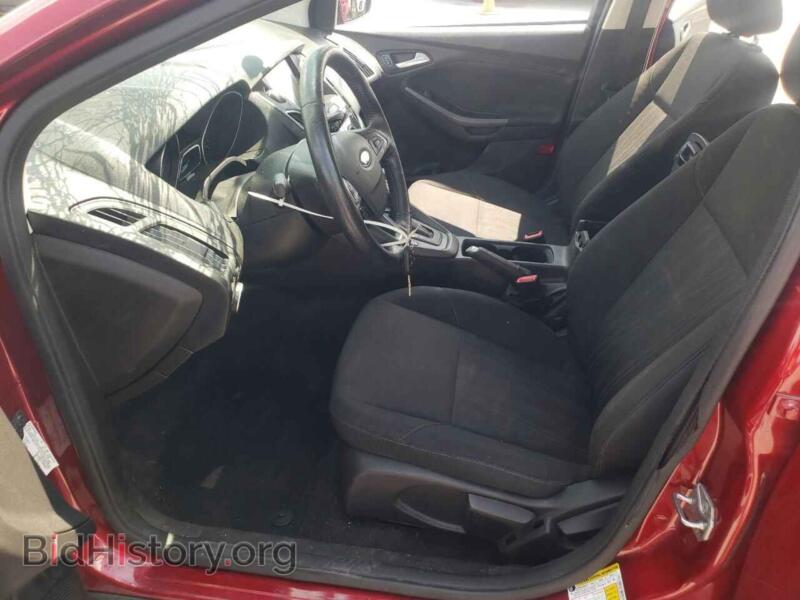 2017 Ford FOCUS (VIN 1FADP3M24HL208196) — photo 7 of 14