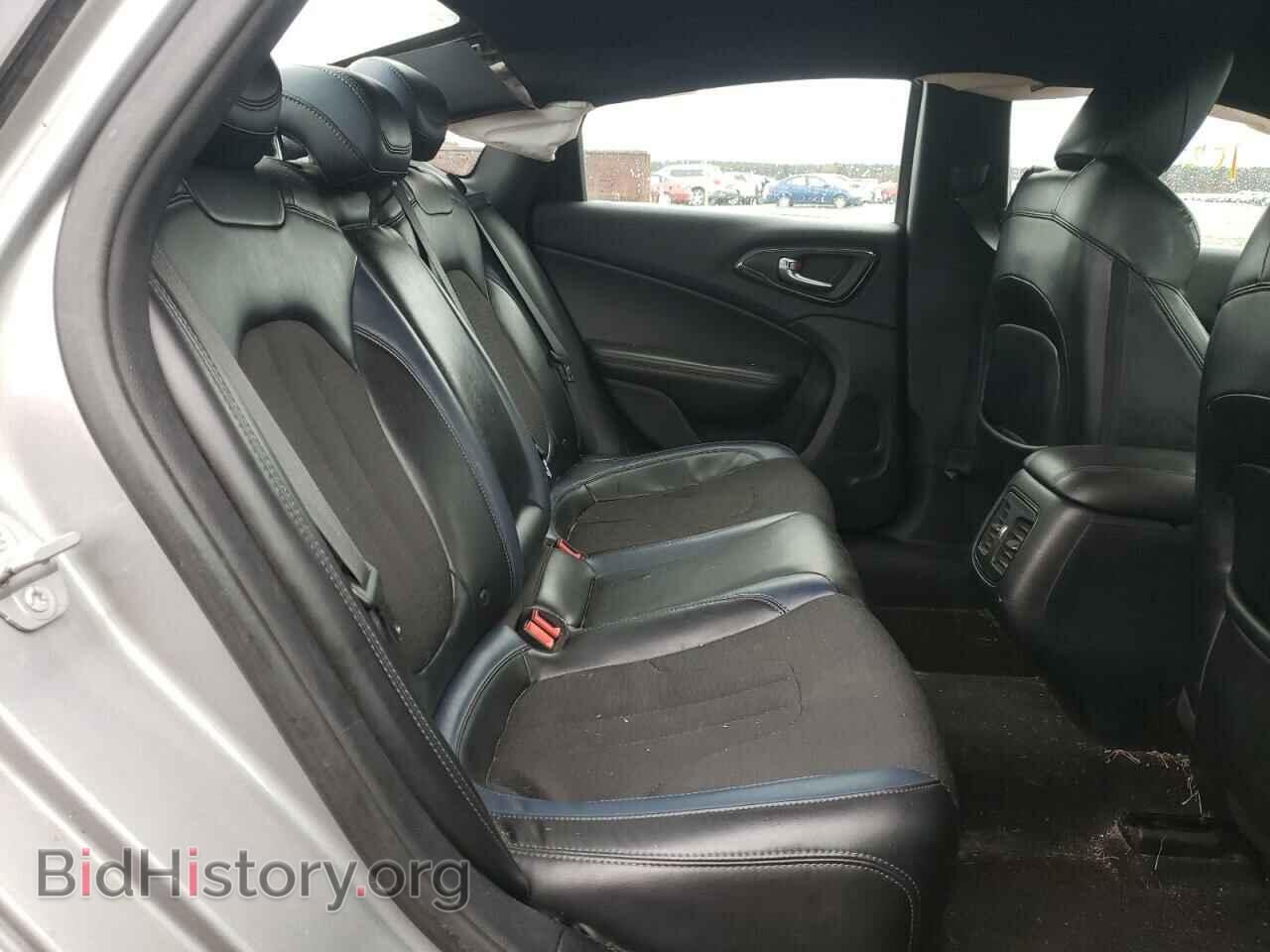 2015 CHRYSLER 200 - VIN: 1C3CCCBGXFN522330 - Фото 6