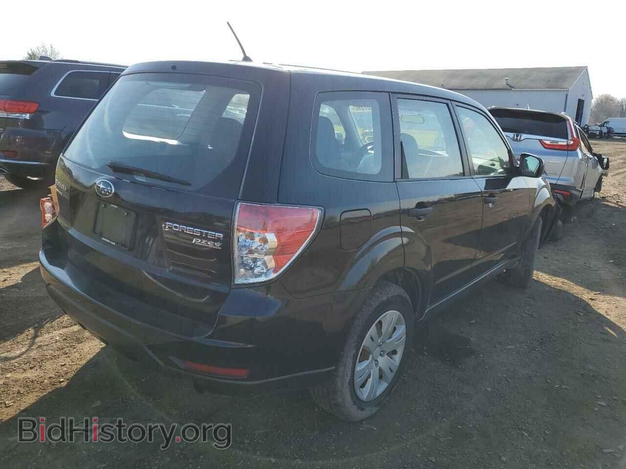 2011 SUBARU FORESTER - VIN: JF2SHAAC8BG731612 - Фото 4