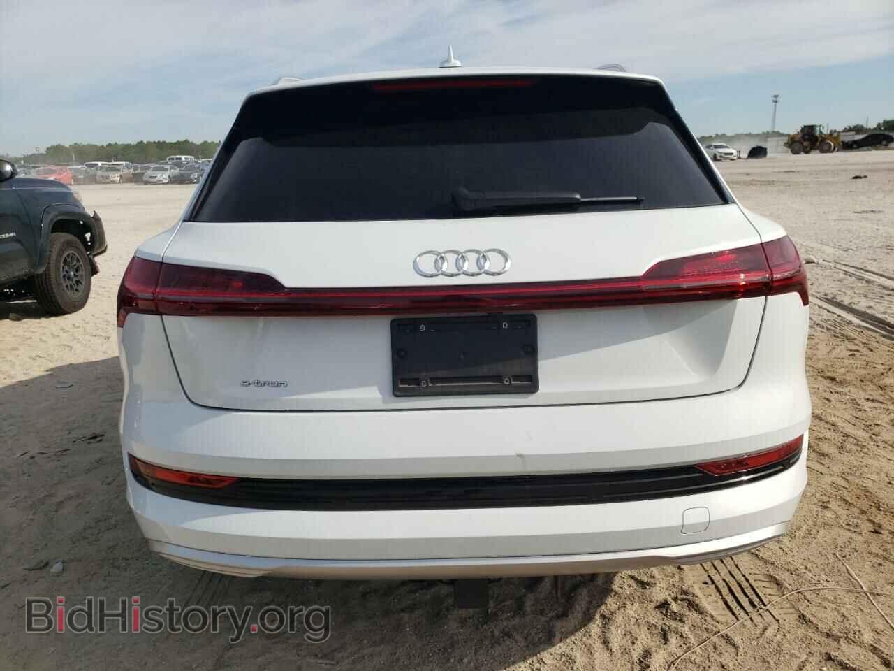2019 AUDI E-TRON - VIN: WA1LAAGE9KB012960 - Photo 6