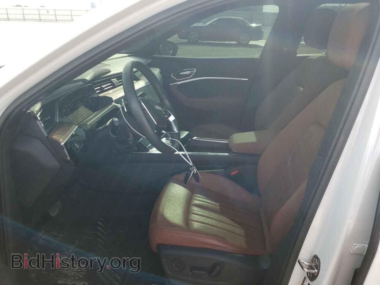 2019 AUDI E-TRON - VIN: WA1LAAGE9KB012960 - Photo 7