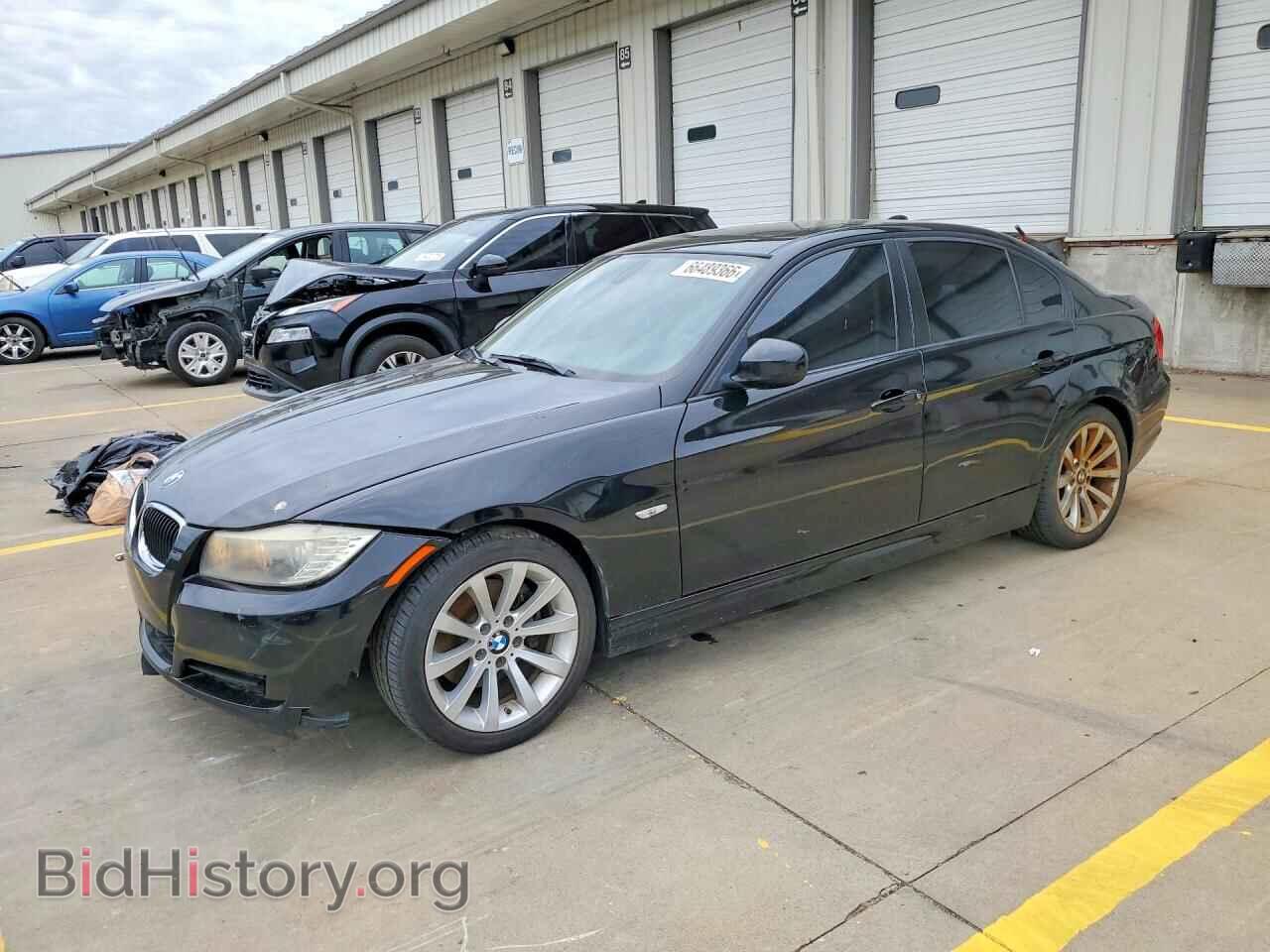 Photo WBAPH7C50BE680654 - BMW 3 SERIES 2011